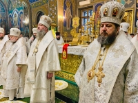 Божественная литургия в соборе Рождества Христова в Кишинёве 5