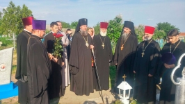 5 мая 2016 г. Ташлык, могила иеромонаха Викентия